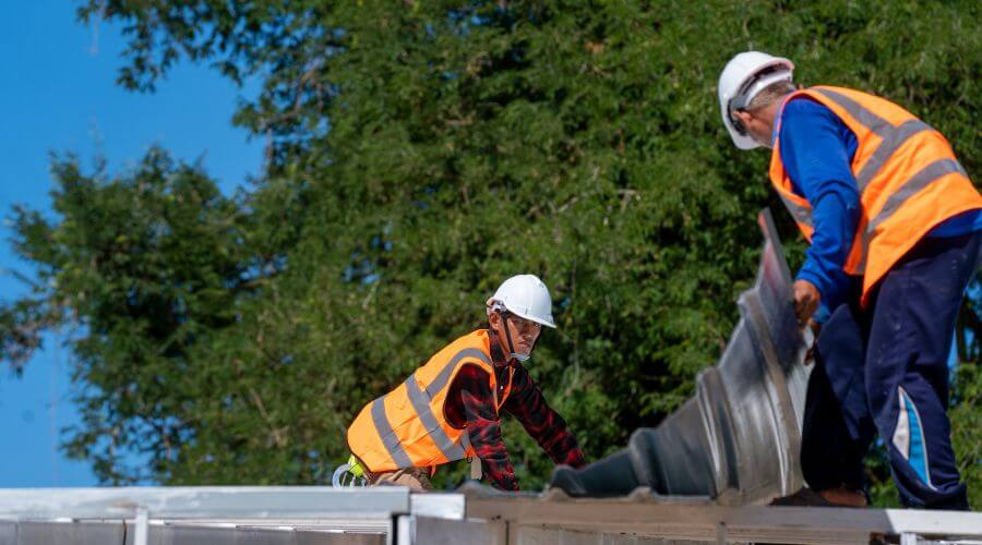 Professional residential roofers in Justice, WV